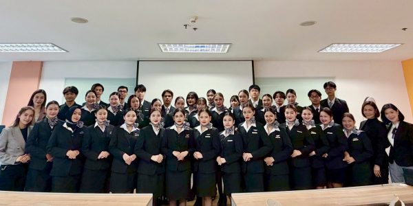 LINE_ALBUM_N_260306_2